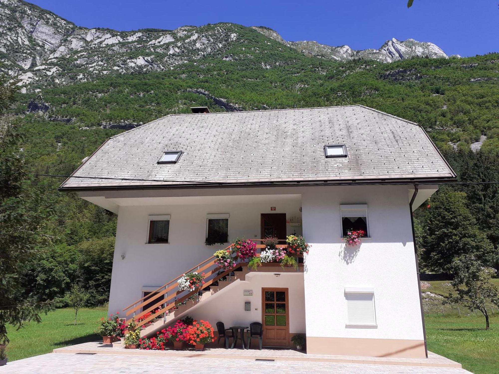 Apartma Pod Rozem Soča Εξωτερικό φωτογραφία